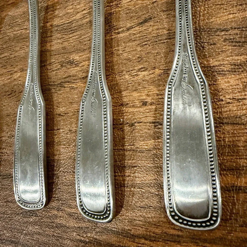 Salem 1776 Stainless SET OF 4 Oval Soup Spoons Beaded Edge Flatware Vintage 70s